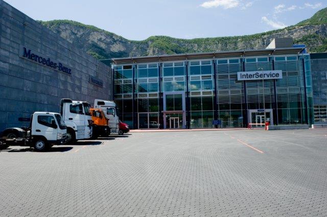 Interservice sede Trento Esterno con camion
